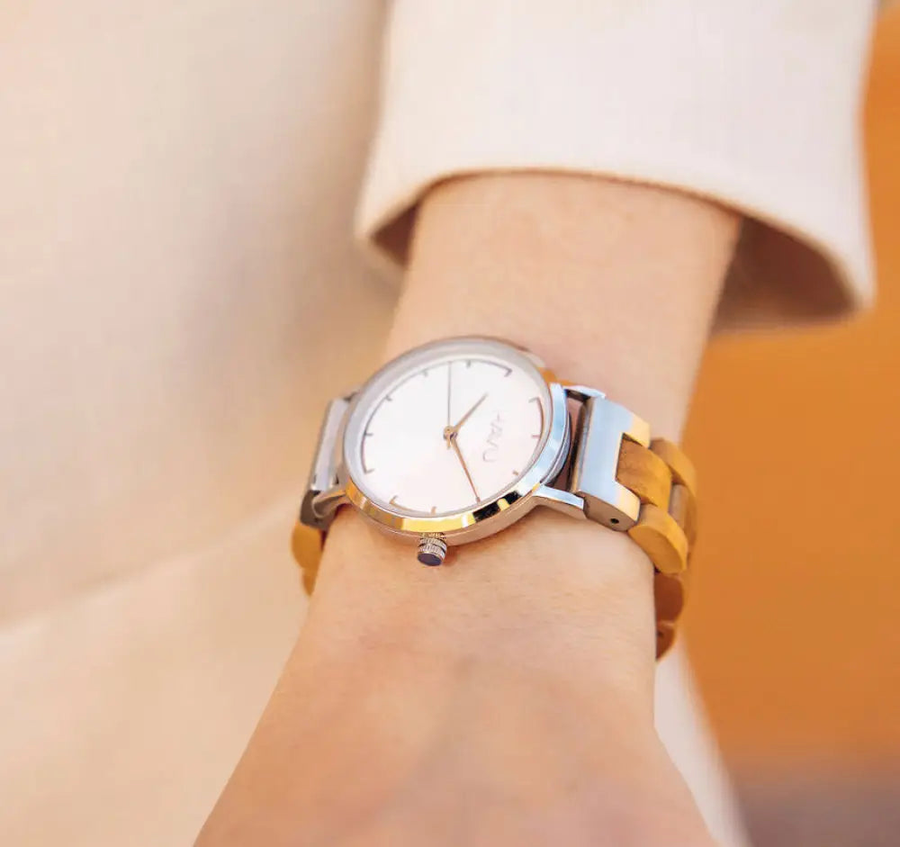 Havu watches kielo 32mm puinen rannekello hopeanhohtoisella kellotaululla ja minimalistisella designilla