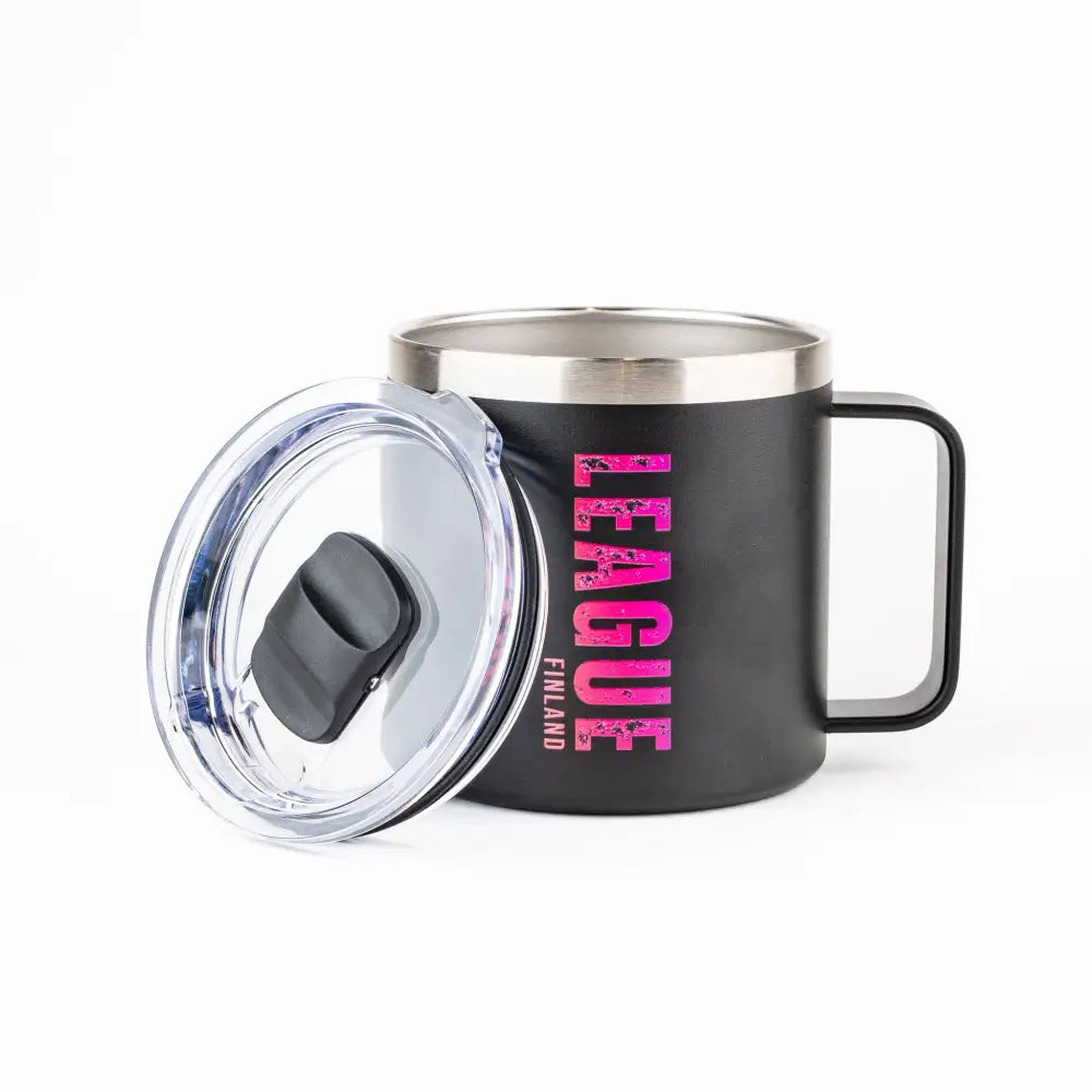 Black insulated mug league termosmuki kahvalla 0,41l with silver rim handle and bold pink league finland lettering