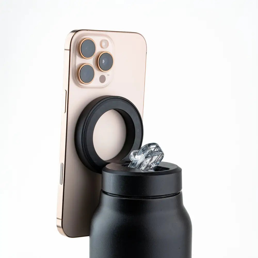 Musta magneettinen puhelinteline kiinnittää iphonen league termospullo magsafe 0,7l teräs vesipulloon