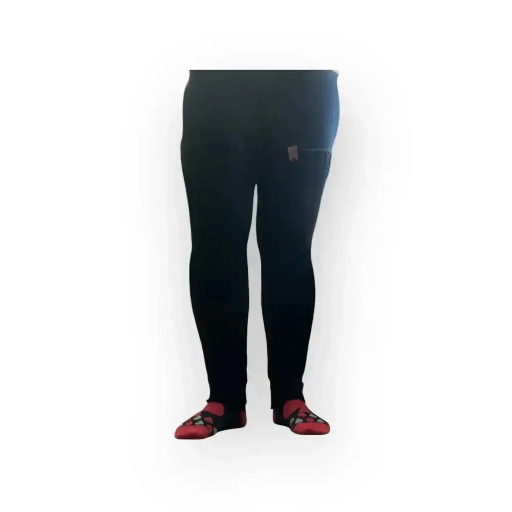 Pitkät mustat säärystimet - säärystimet - wildpoint outdoors retkeilyvarusteet verkkokaupasta 44,90 €