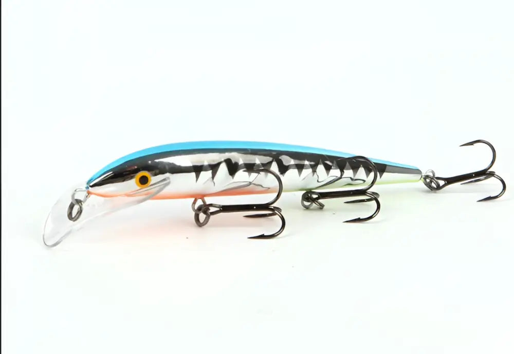 Sinivalkoinen ja hopeinen minnow-tyylinen kalastuspilkki skandinavian tackle baron vaaput 130mm mustilla raitoja ja kolmella kolmoiskoukulla