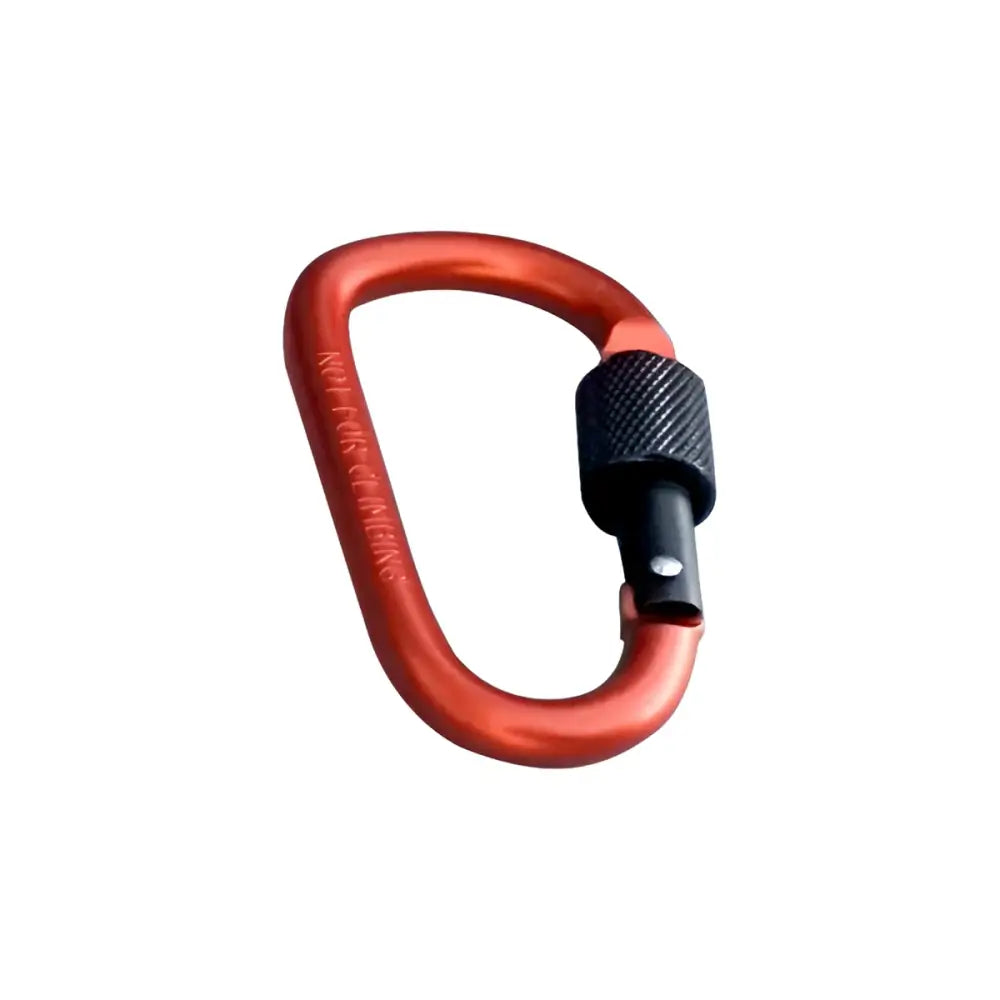 Punainen alumiininen carabiner mustalla teksturoidulla lukitusholkilla tekson trip retkeilyastiastoon ja kahvinkeittosarjaan