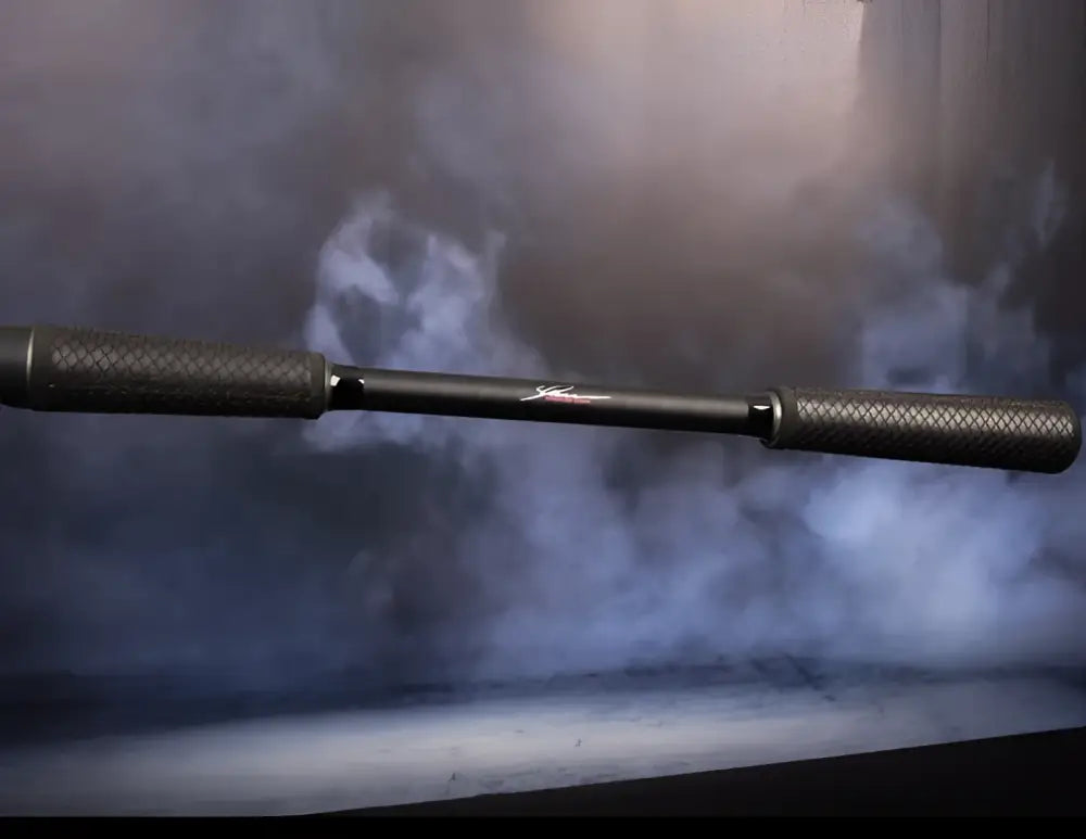 Black nunchaku kiillotetulla keskipalkilla ja timanttikuvioiduilla otteilla vertic gravity sl hyrräkelavapa 208cm by saku laaksonen
